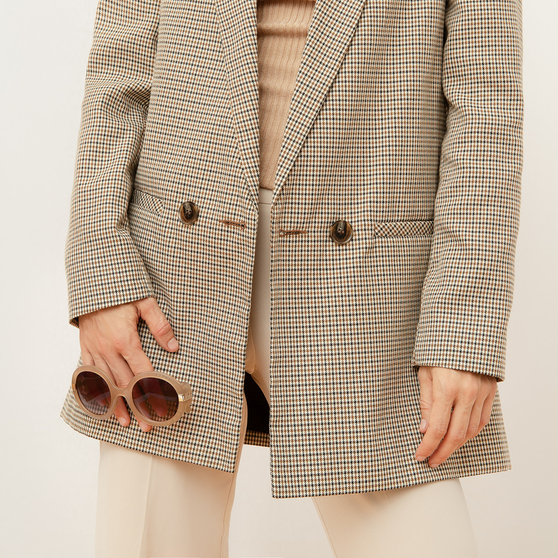Female Fashionable Clothes 